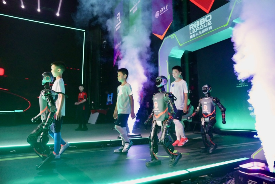 尽管有多家 尽管有多家